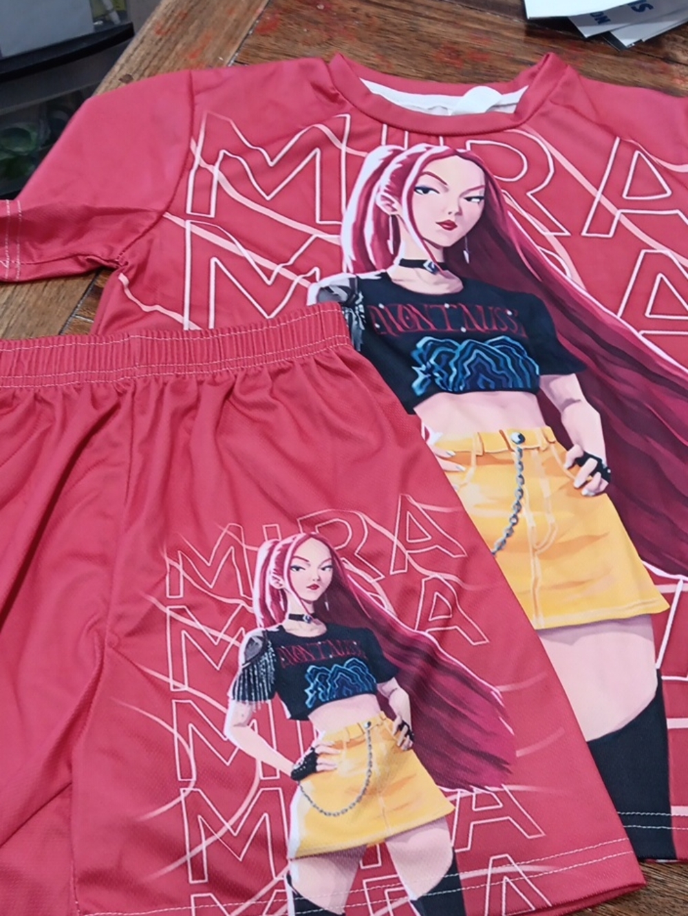 Girls Demon Hunters  Mira Pink Graphic Short Set - Yellow Accent